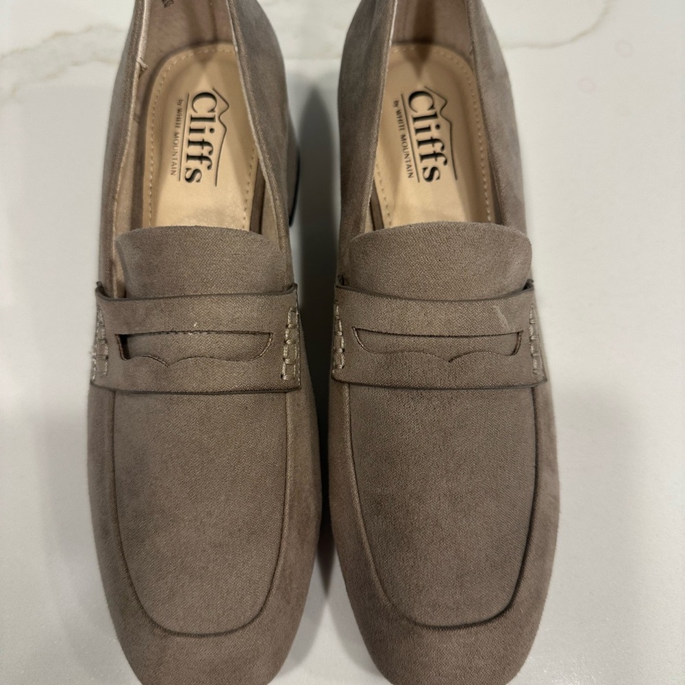 Cliffs by white Mountain women’s 6.5 Quiana block heels new taupe